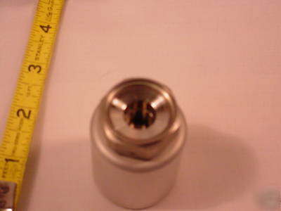 Swagelok pneumatically actuated bellows valve