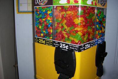 U turn vending machine 25 cent labels