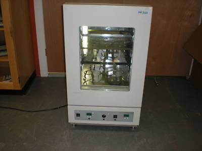 Vwr 1575 shaking incubator