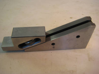 Adjustable raising block [ground steel] for milling