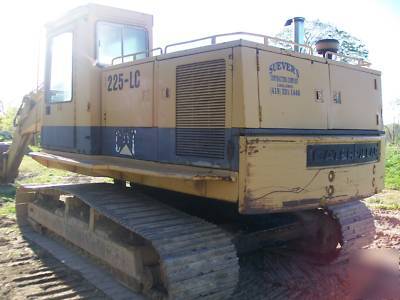 83 225 cat trac hoe