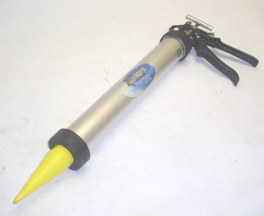 New born caulk gun w/ conical ejector nozzle 620-al