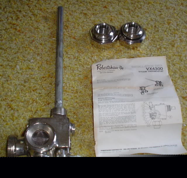 New robertshaw VX4300 steam thermostat â€œ in box w/instru