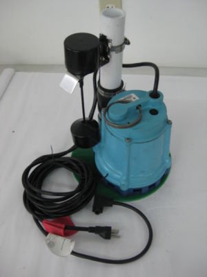 New little giant drainosaur # 509150 1/3 hp pump (L3)