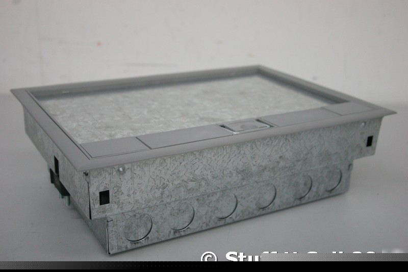 New grosvenor GR03G 3 compartment floor box office/home