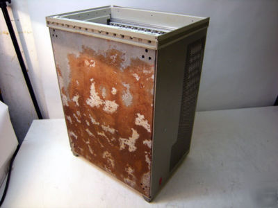 As is hp agilent E1401B c-size vxi mainframe, 13-slot