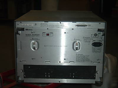 Hp 75000 agilent E1401B vxi mainframe + E1406A E1683A 