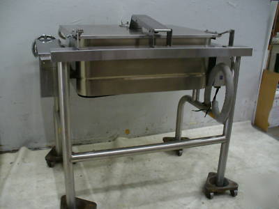 Used groen electric tilt skillet mdl fpc-3 30 gallon