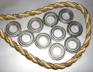 Bike hub/cartridge bearing wizwheel race front wheel