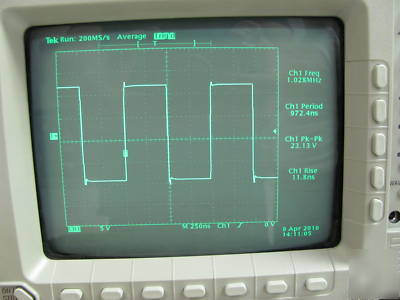 Tektronix tds 380 400 mhz 2GSA/s digital oscilloscope