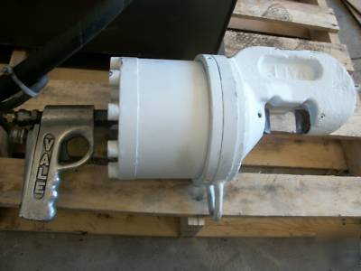 Vale industries V5 hydraulic power unit & V70 bar shear