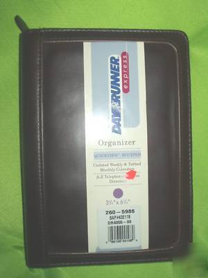 Day runner express organizer 3 3/4X 6 3/4 zipped case