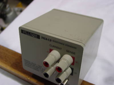 Fluke 742A -1.9 ohm resistance standard