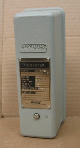 Foxboro 556 model 556-9-50 pneumatic analog computer