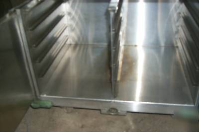 Holding food warmer oven transport cabinet cambro