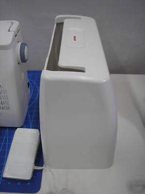 Janome qc 6260 quilting sewing machine store demo model