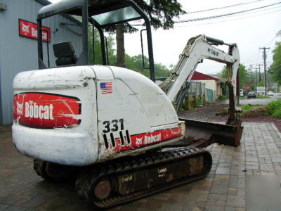 Bobcat 331 excavator kubota diesel rubber 