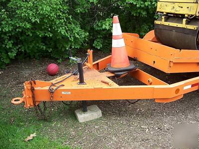 Heavy duty tilt trailer construction tandem axle 