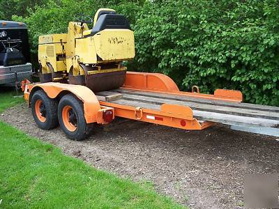 Heavy duty tilt trailer construction tandem axle 