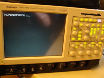 Tektronik phosphor oscilloscope TDS7704B awesome price 