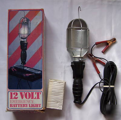 12 volt emergency battery light (works off car battery)