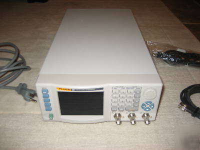 Fluke 397 universal waveform generator