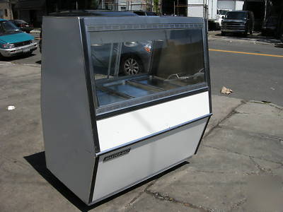 Master-bilt hot food display case / merchandiser